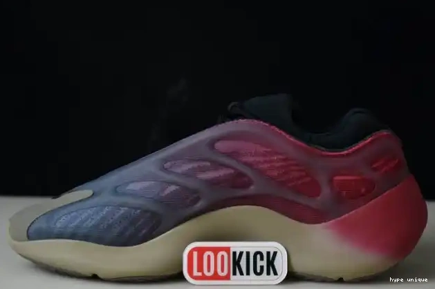 hype V3 Yeezy Fade GW1814 Adidas 700 Carbon 0528